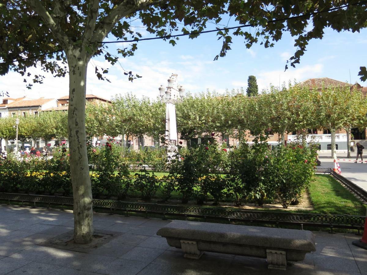 La Casa Tahona Plaza De Cervantes Alcalá de Henares Exterior foto
